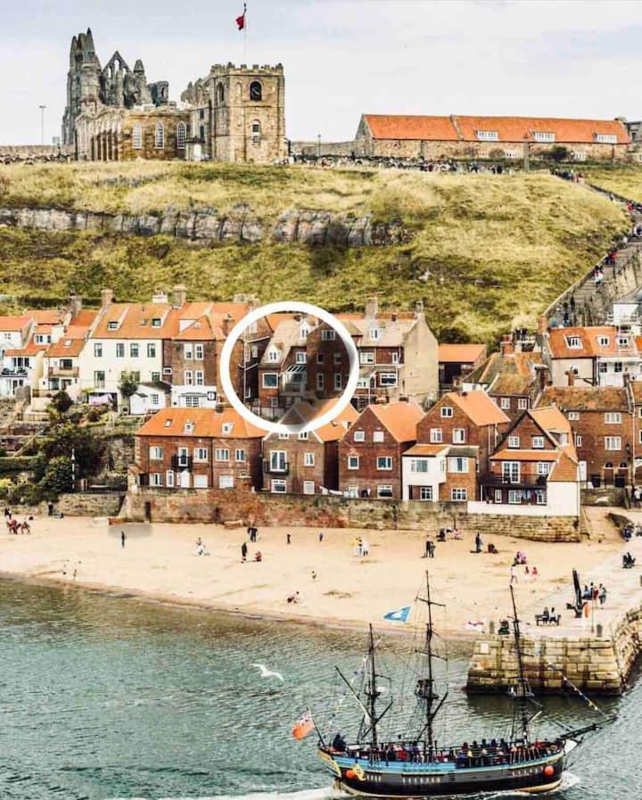 Annie'S Cottage , Whitby . Beautiful Sea Views Exterior photo